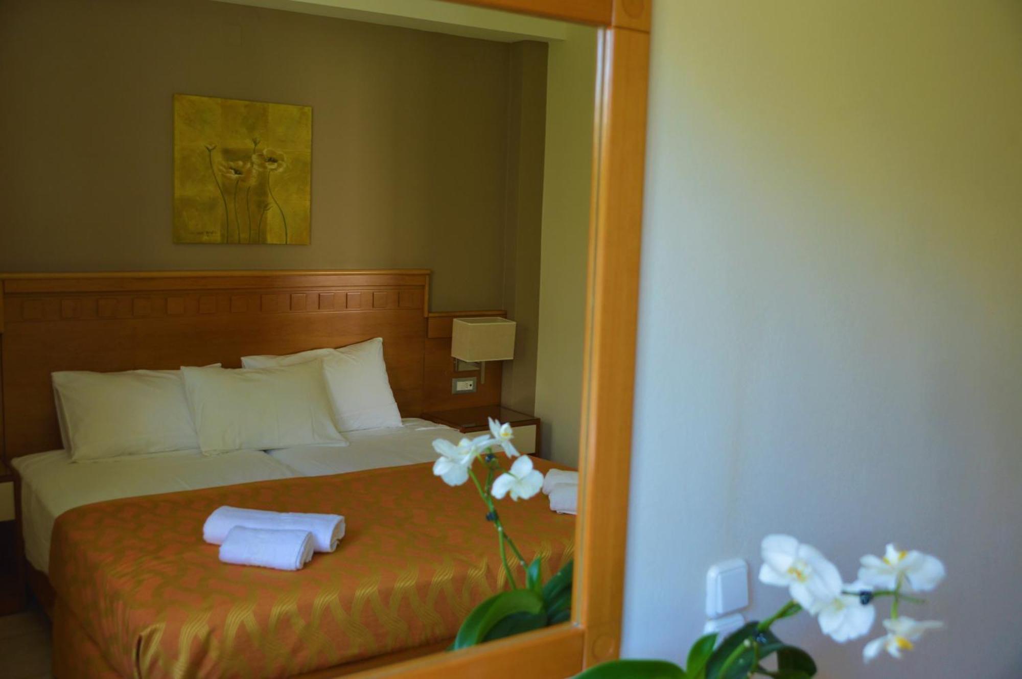 Helios Apartments Káto Daráco Szoba fotó